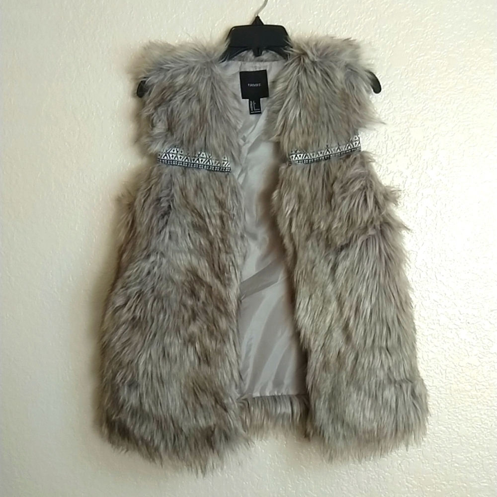 forever 21 faux fur embroidered vest pockets sz S